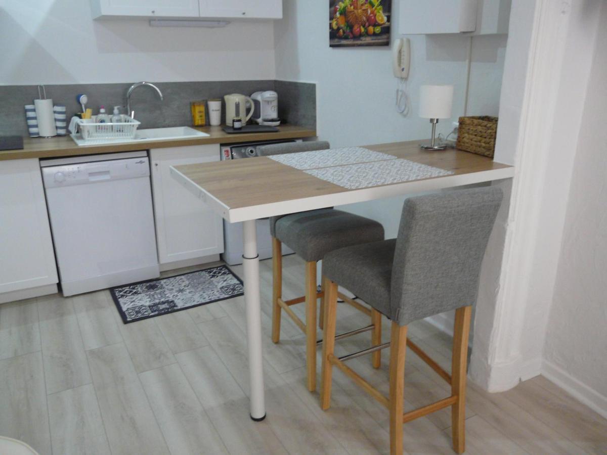 Flots De L Isle Appartement LʼIsle-sur-la-Sorgue Buitenkant foto